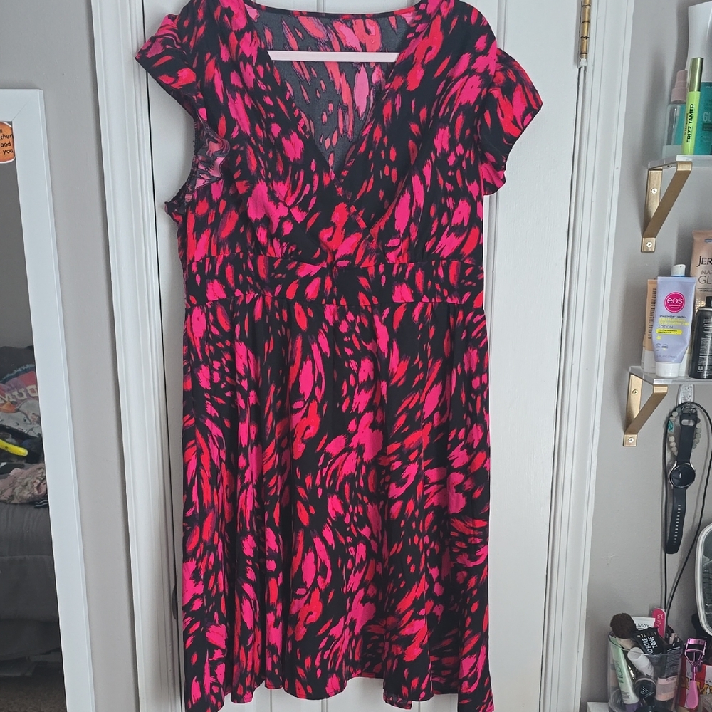 SHEIN Vibrant Pink and Black Midi Dress